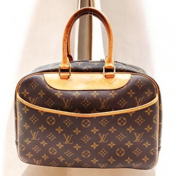 Louis Vuitton Handbags - Louis Vuitton Deauville Brown Monogram Handbag- AUTHENTIC